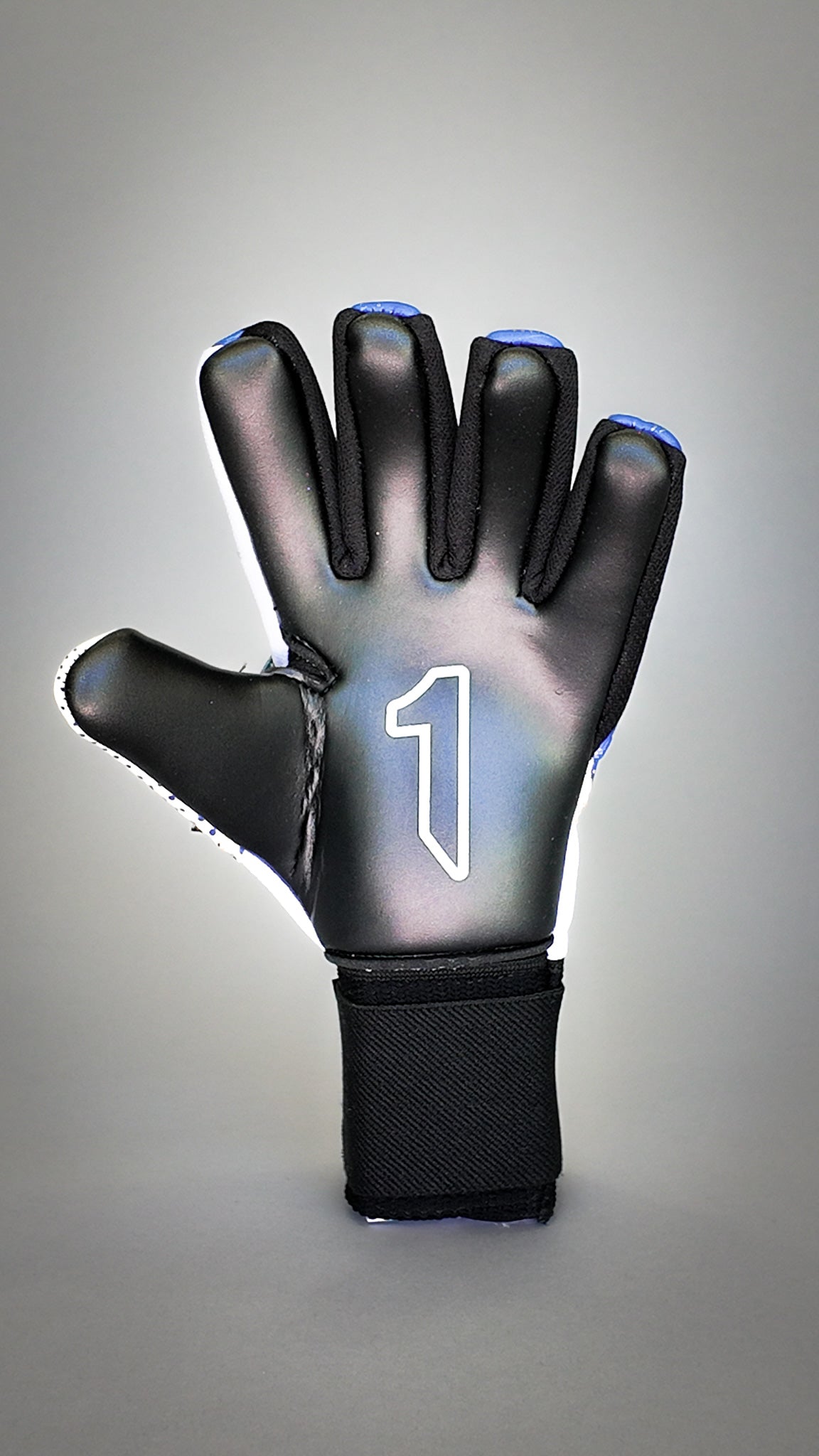 Rinat Fiera Turf-Training Mens Goalkeeper Glove Blue/White