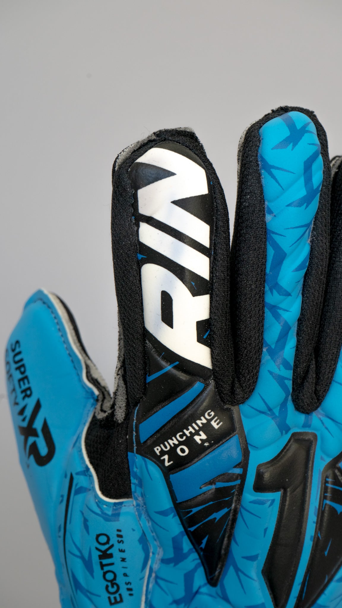 Guante de portero Rinat azul claro/negro Egotiko Vengador Prime Spines