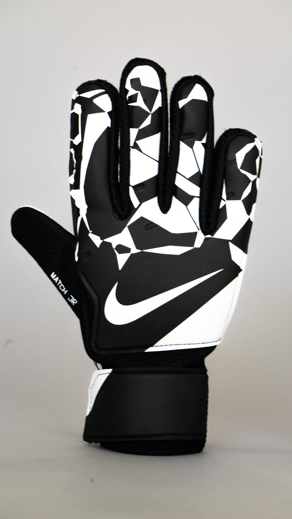 Nike Youth GK Match Soccer Goalkeeper Gloves black-white