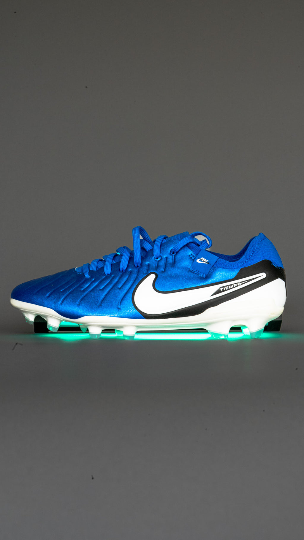 Nike Tiempo Legend 10 Academy Mens Soccer Cleats