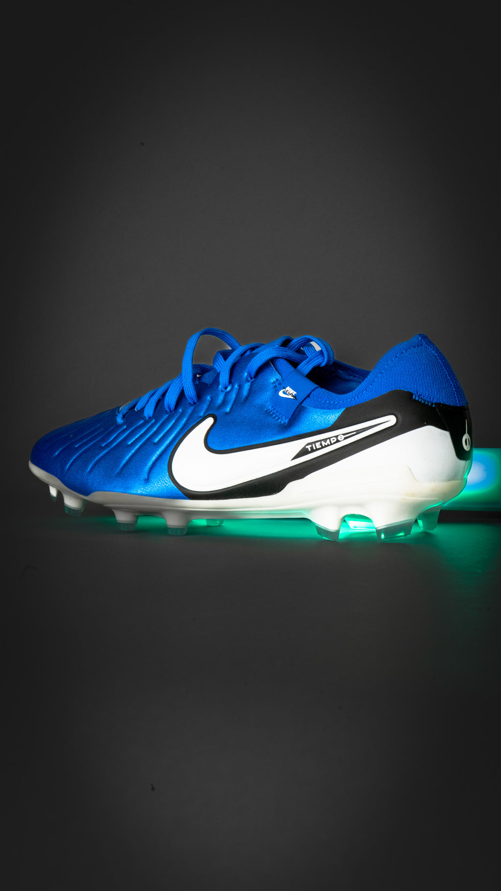 Nike Tiempo Legend 10 Academy Mens Soccer Cleats