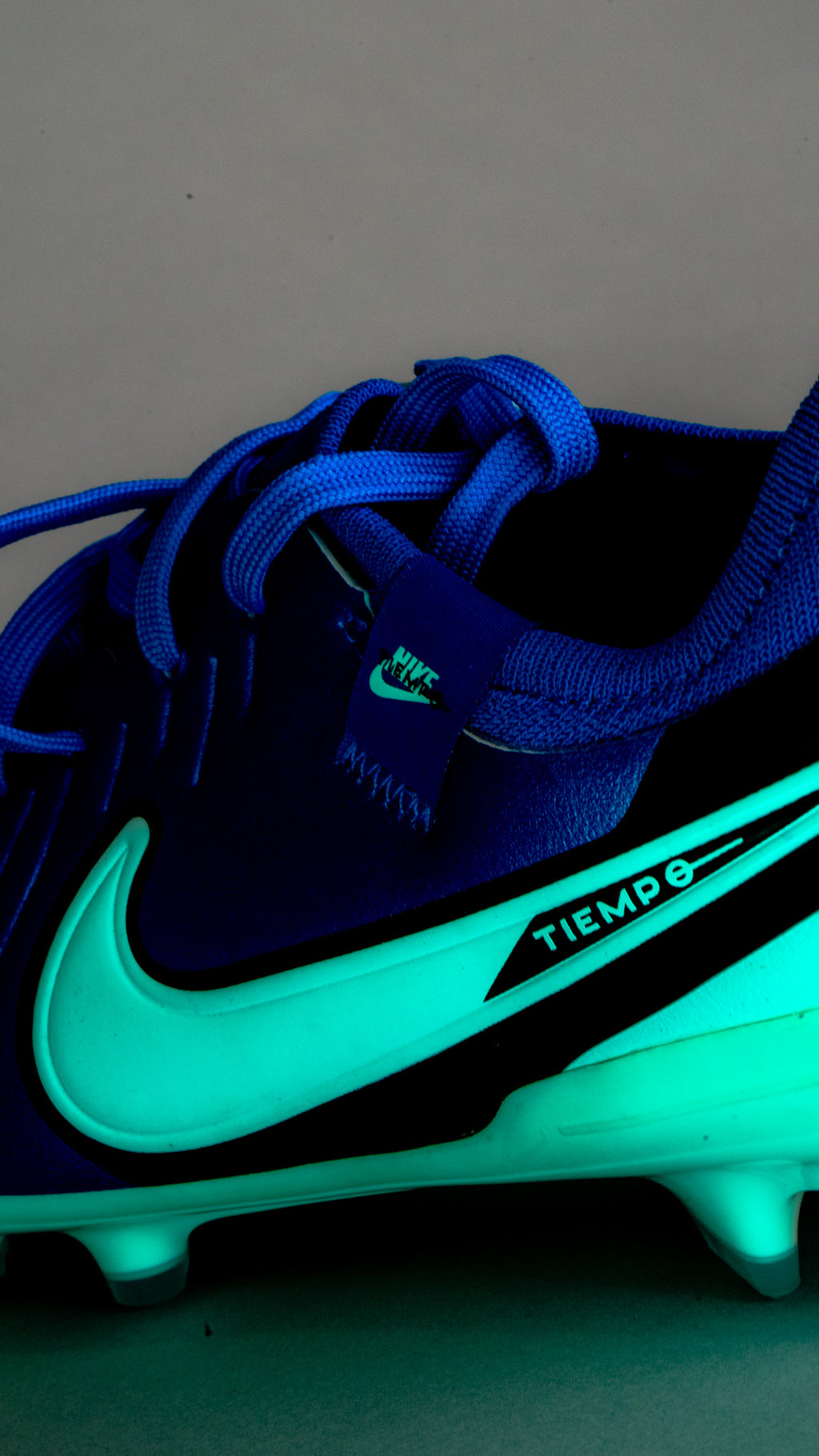 Nike Tiempo Legend 10 Academy Mens Soccer Cleats